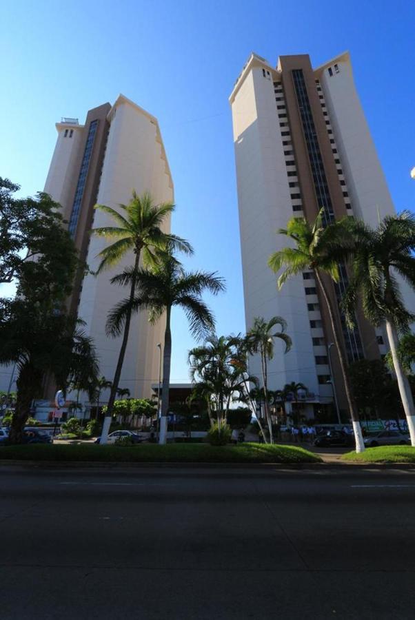 Las Torres Gemelas Vip アカプルコ エクステリア 写真